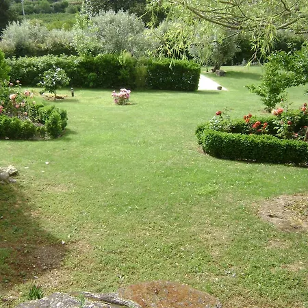 Mit Grossem Pool In Serra *